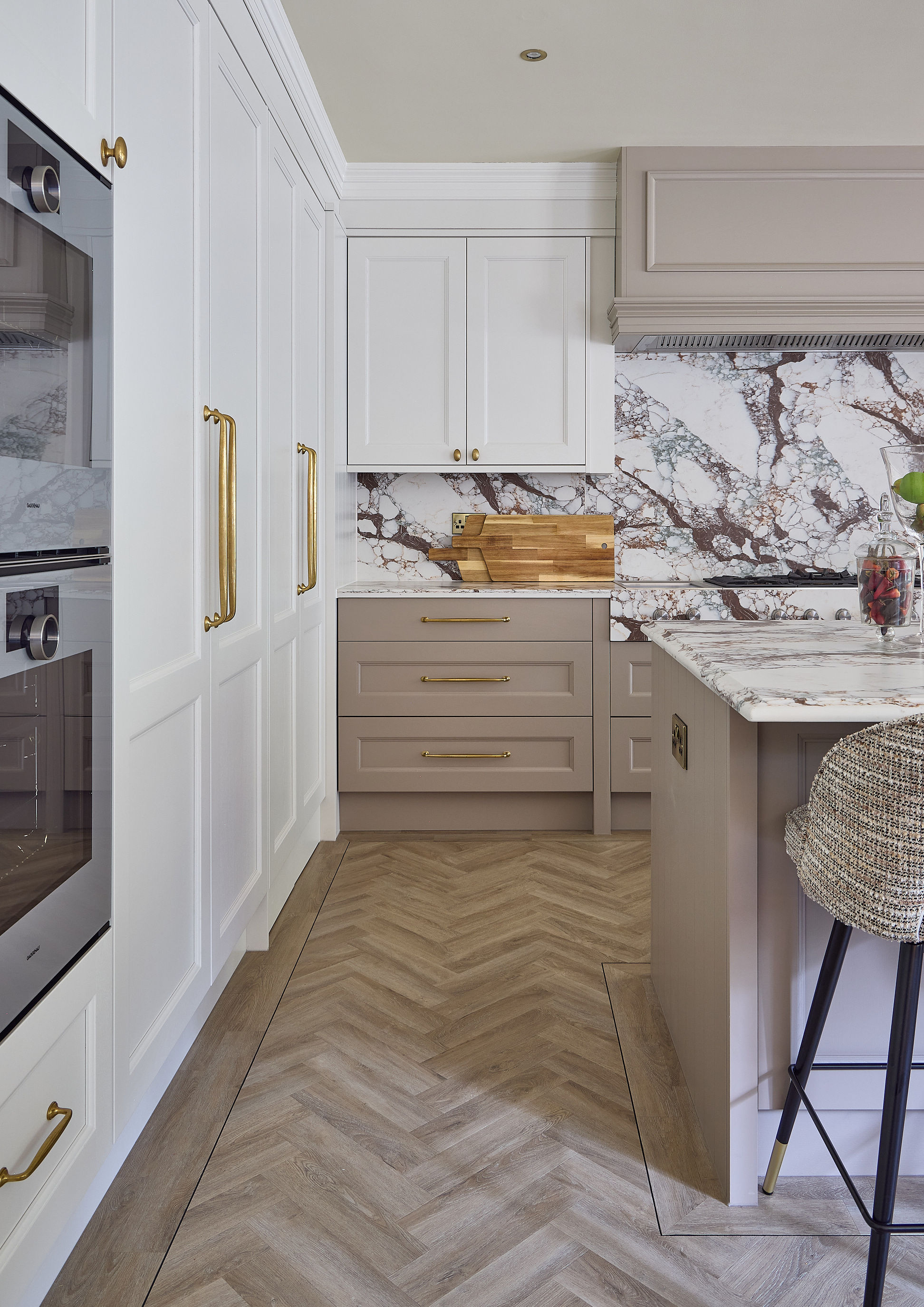 Kitchen interior design by Elmbridge Design, Burwood Park project photo 16