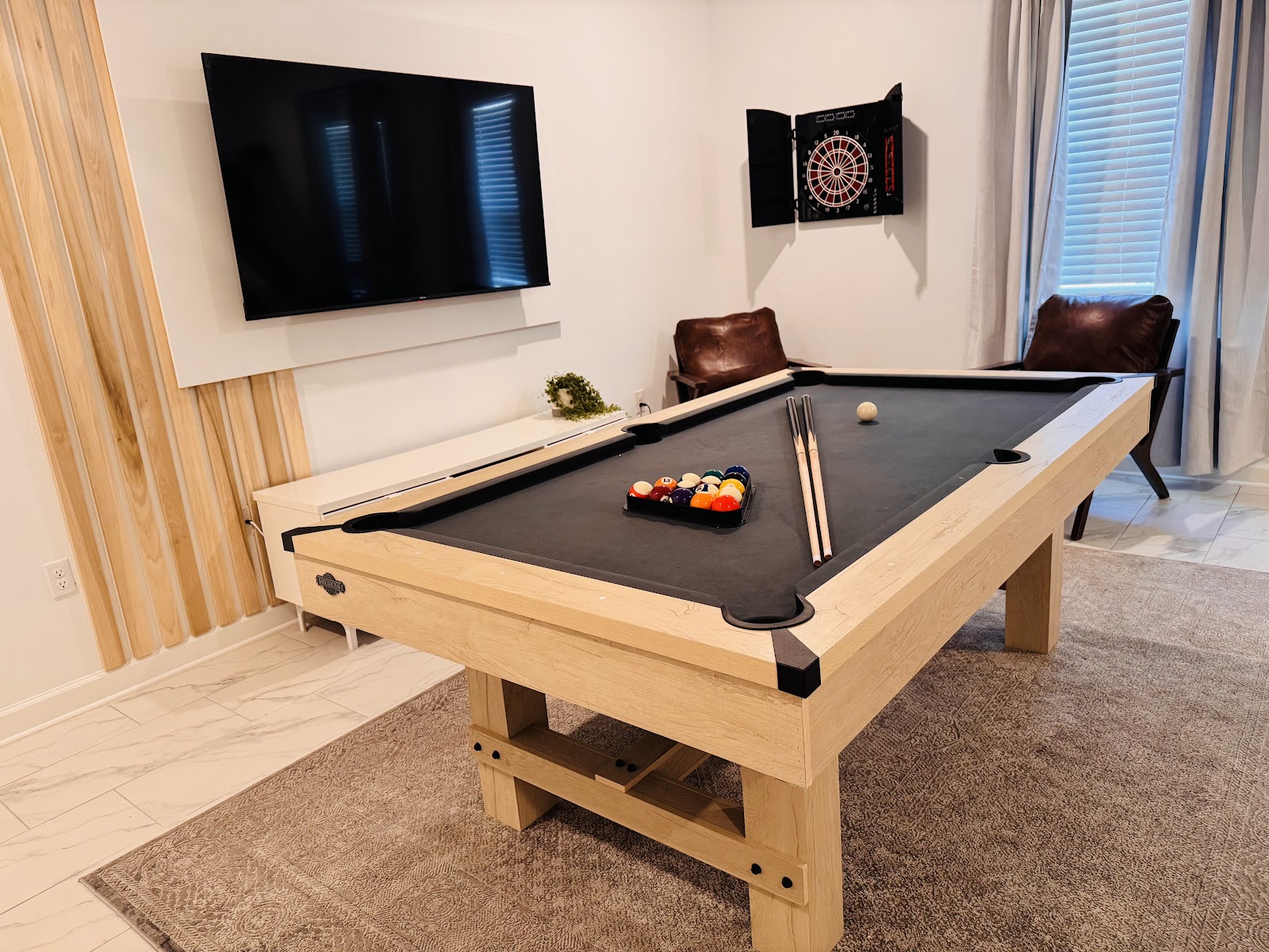 Games & media room interior design by Elmbridge Design, project photo 14