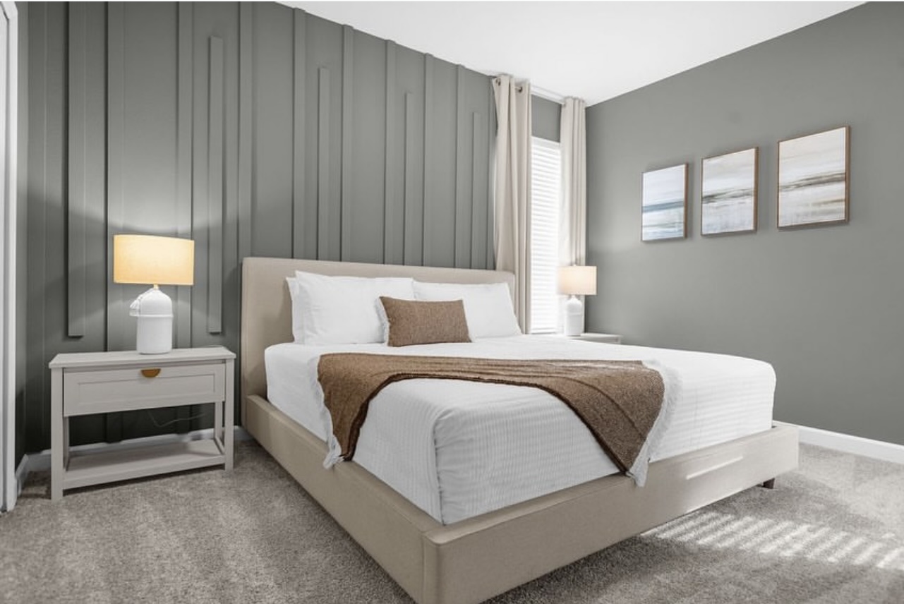 Bedroom interior design by Elmbridge Design, project photo 3
