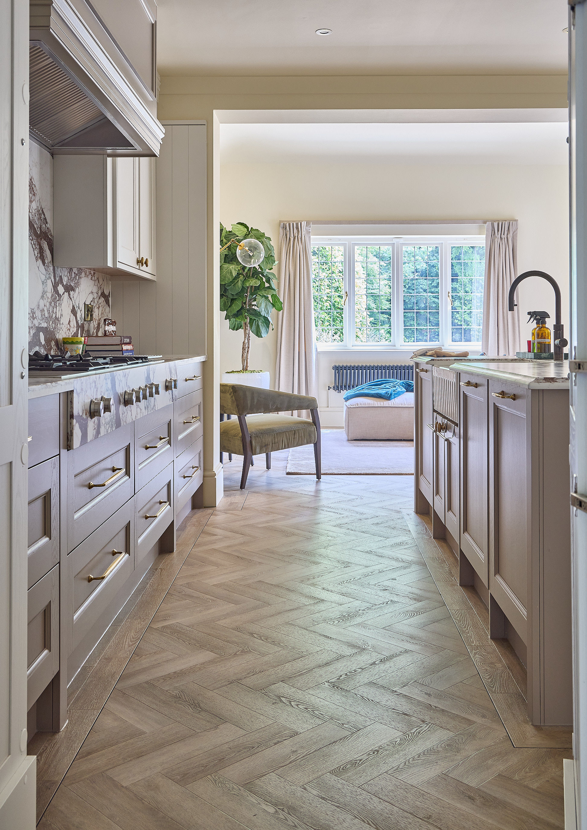 Kitchen interior design by Elmbridge Design, Burwood Park project photo 15