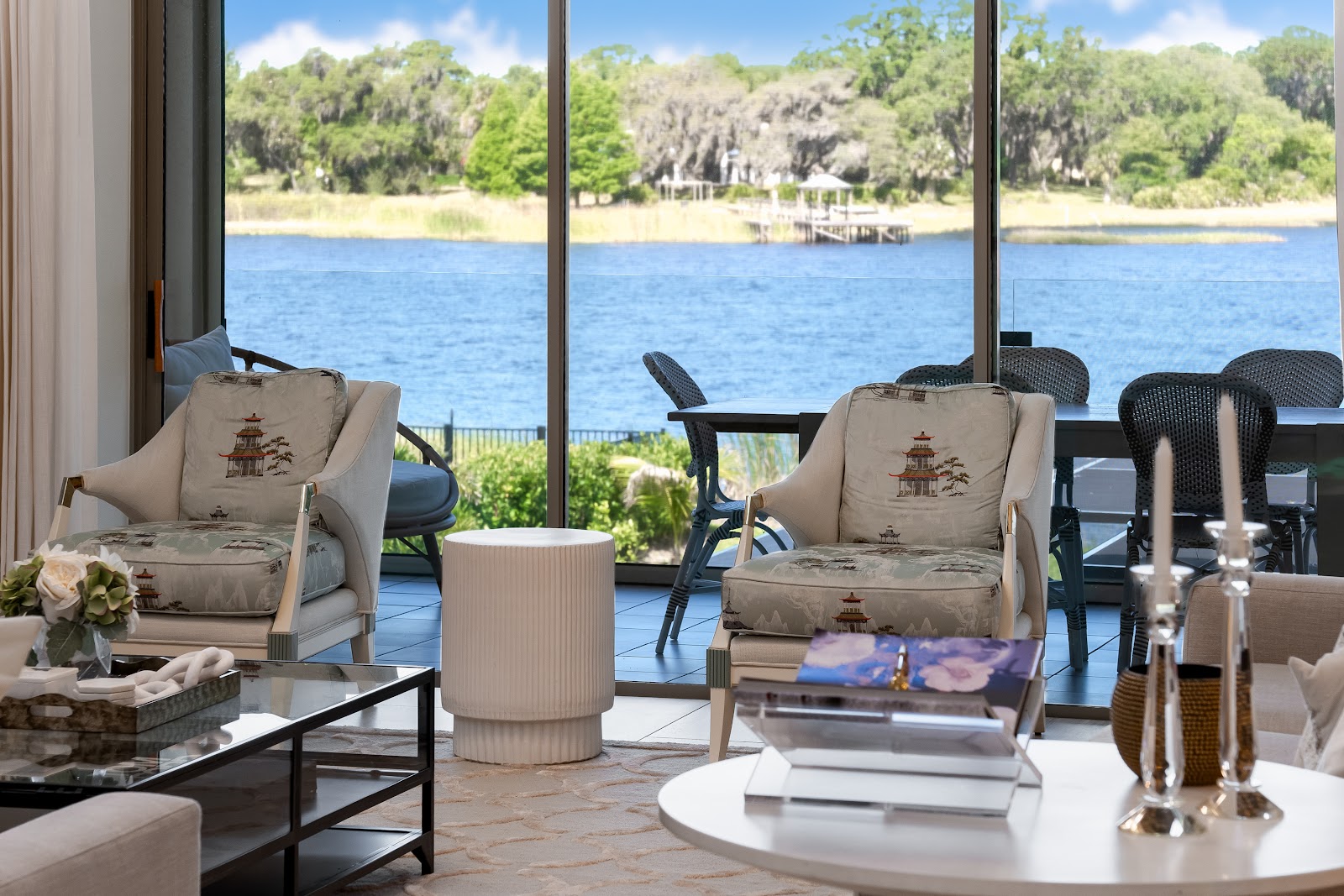 Outdoor living interior design by Elmbridge Design, project photo 1