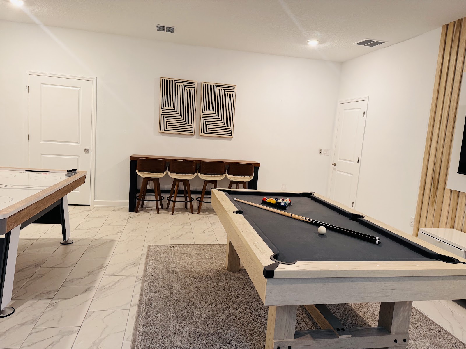Games & media room interior design by Elmbridge Design, project photo 11