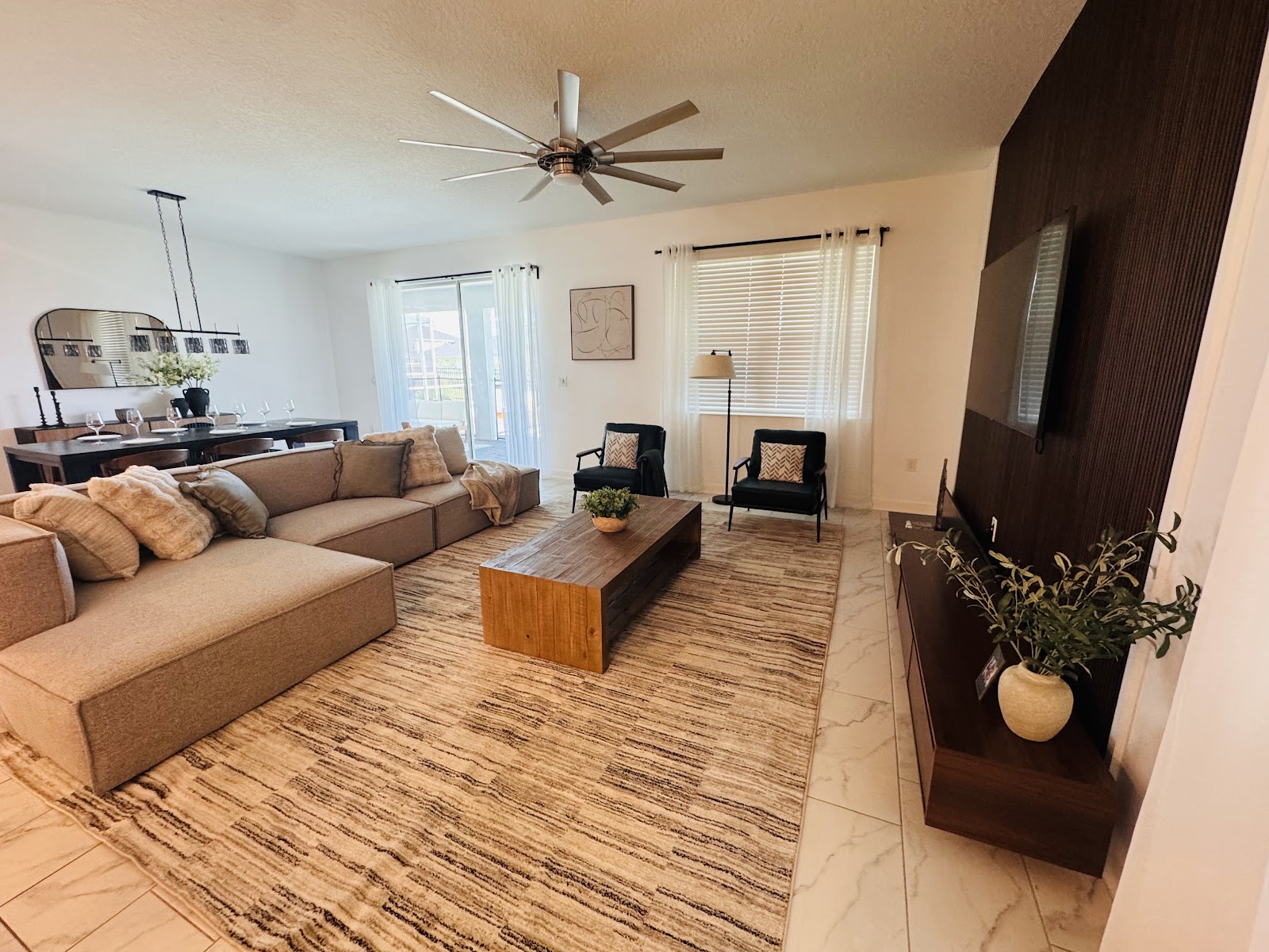 Living room interior design by Elmbridge Design, project photo 23