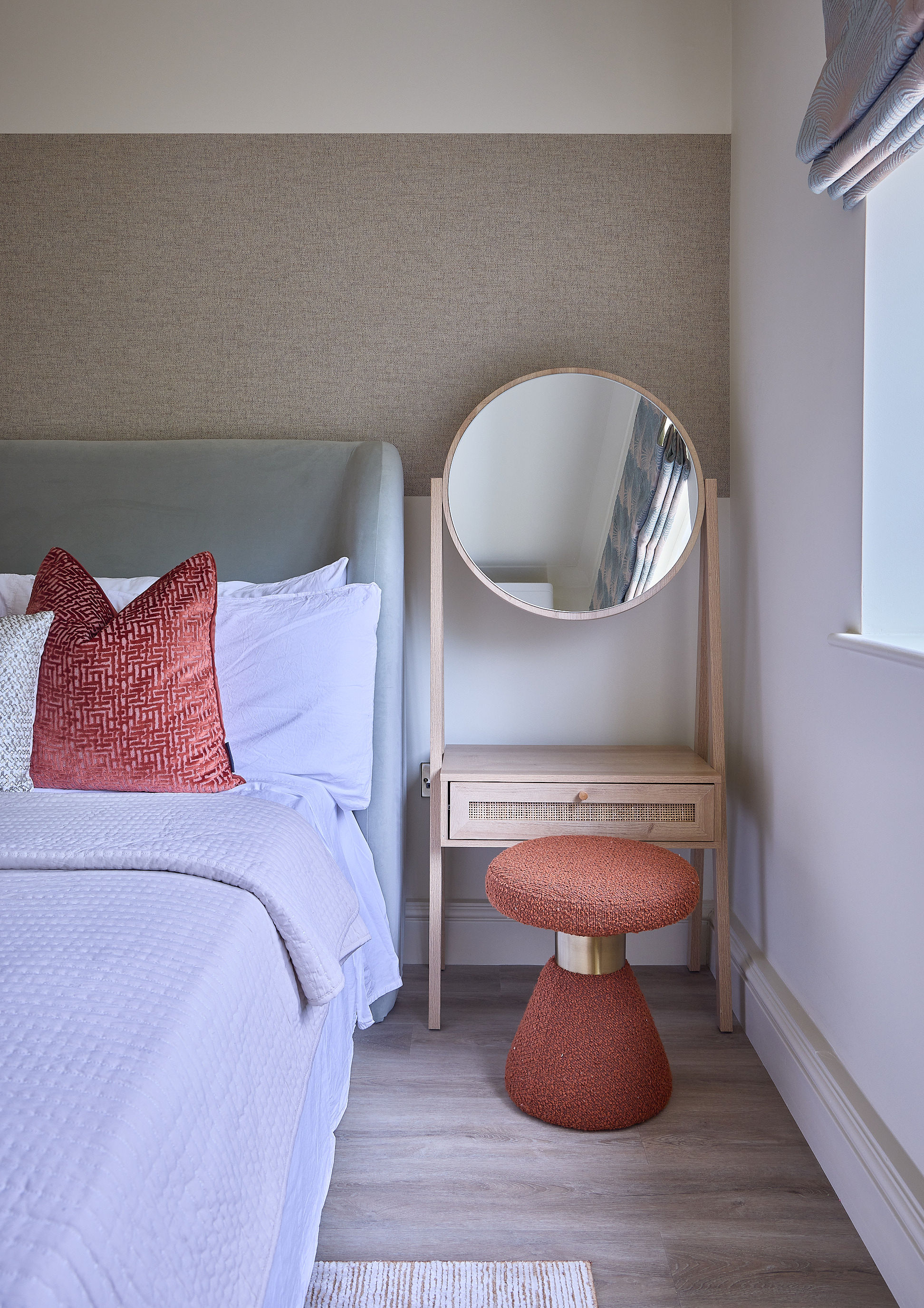 Bedroom interior design by Elmbridge Design, Burwood Park project photo 23