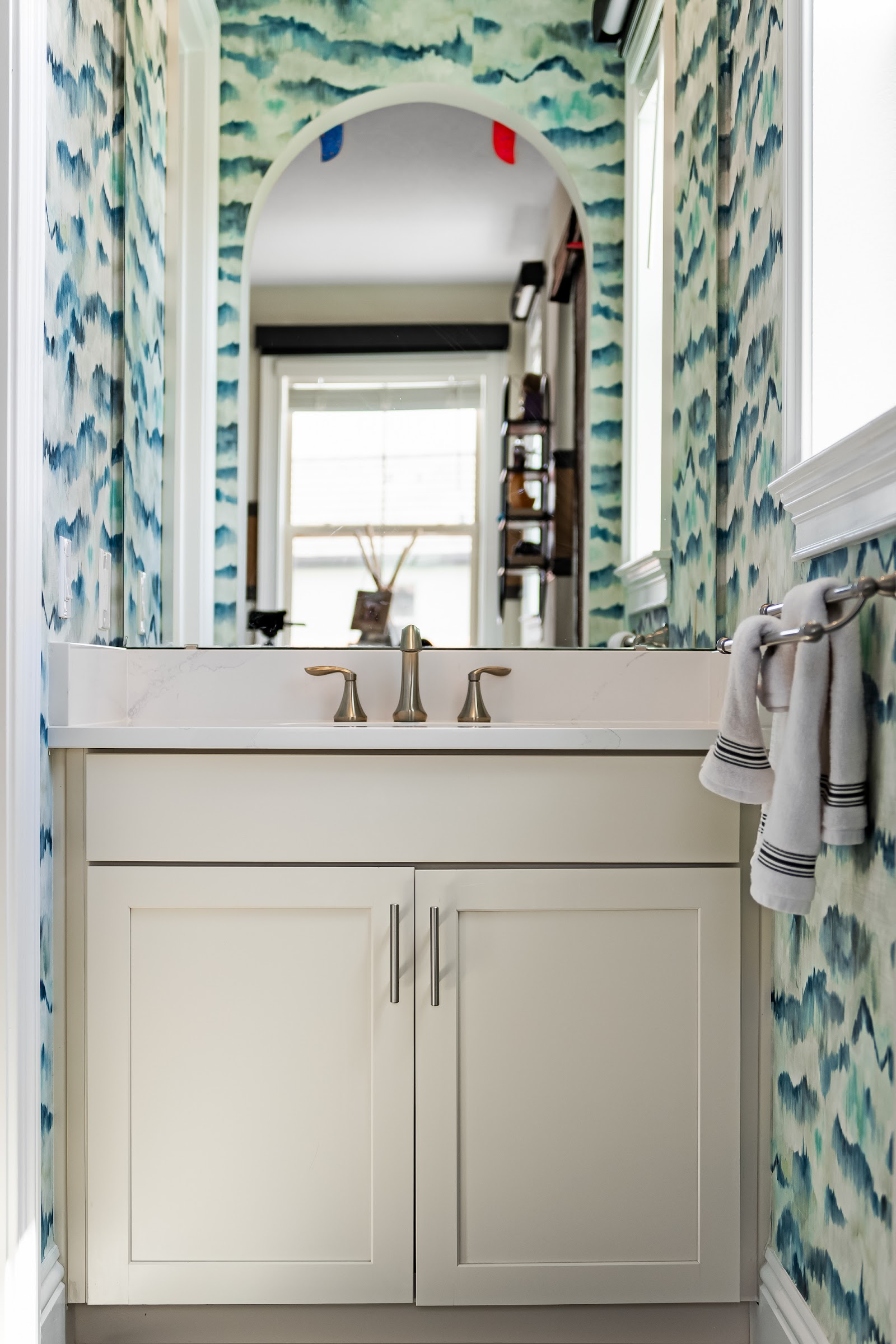 Bathroom interior design by Elmbridge Design, project photo 2