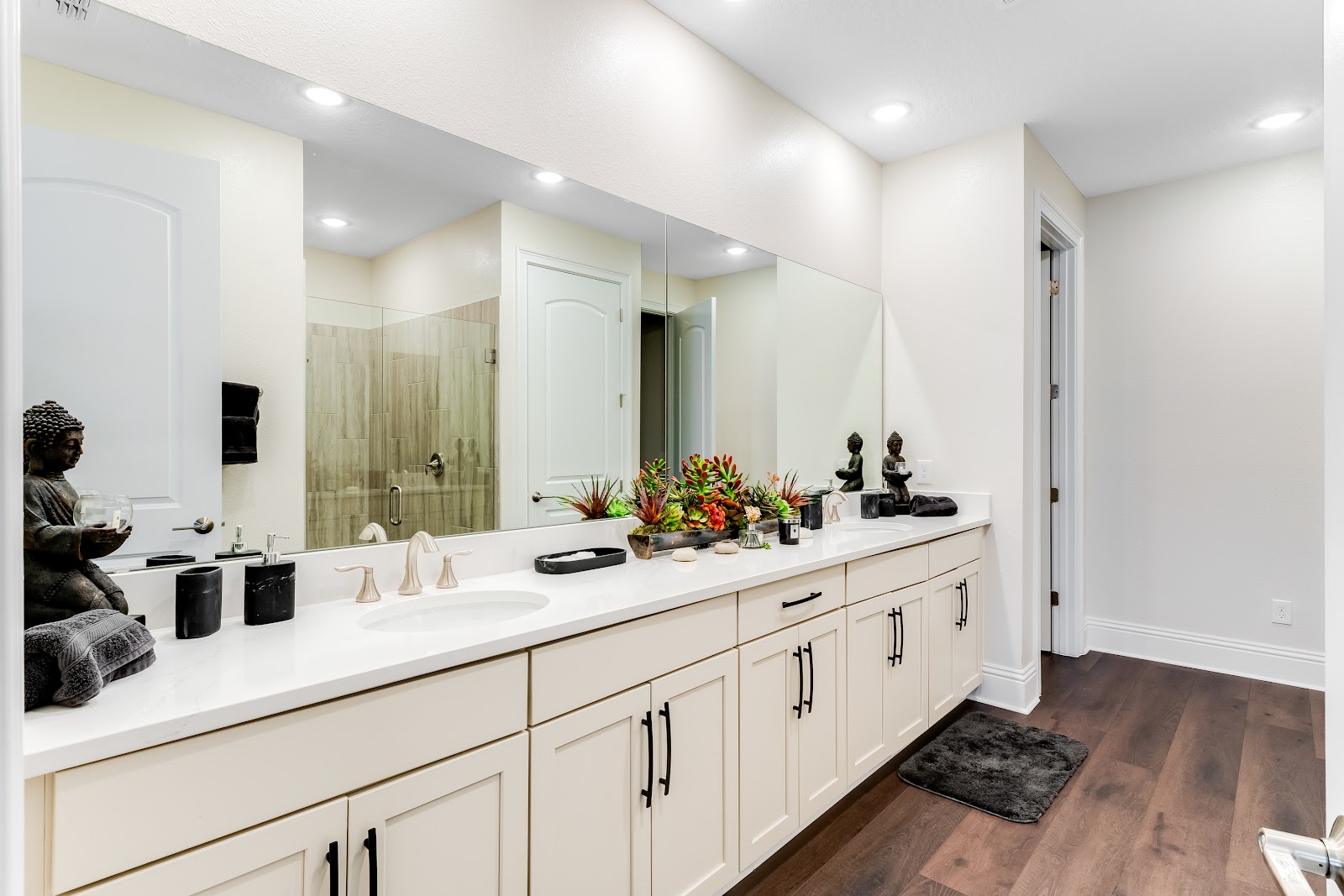Bathroom interior design by Elmbridge Design, project photo 4