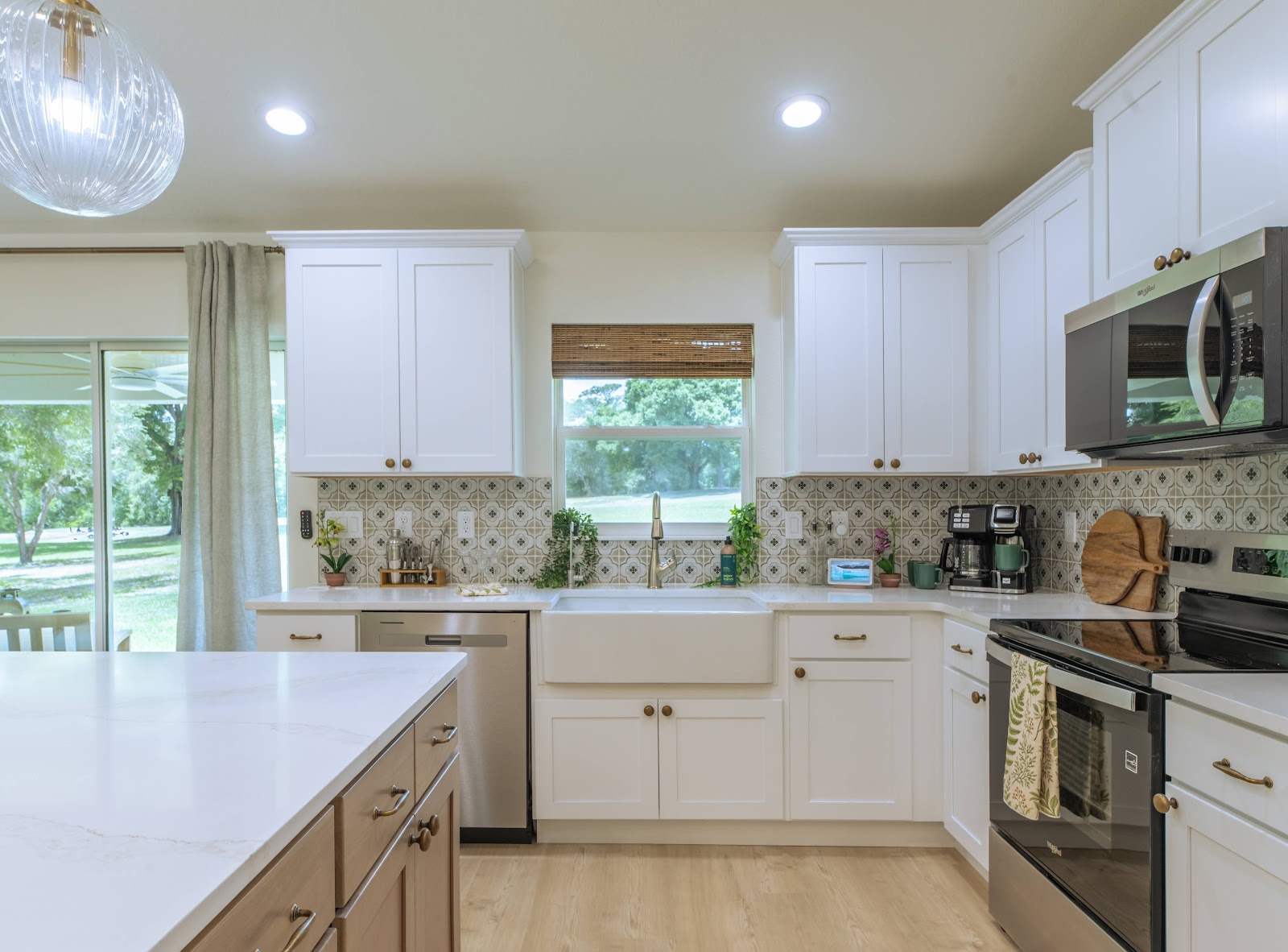 Kitchen interior design by Elmbridge Design, project photo 14