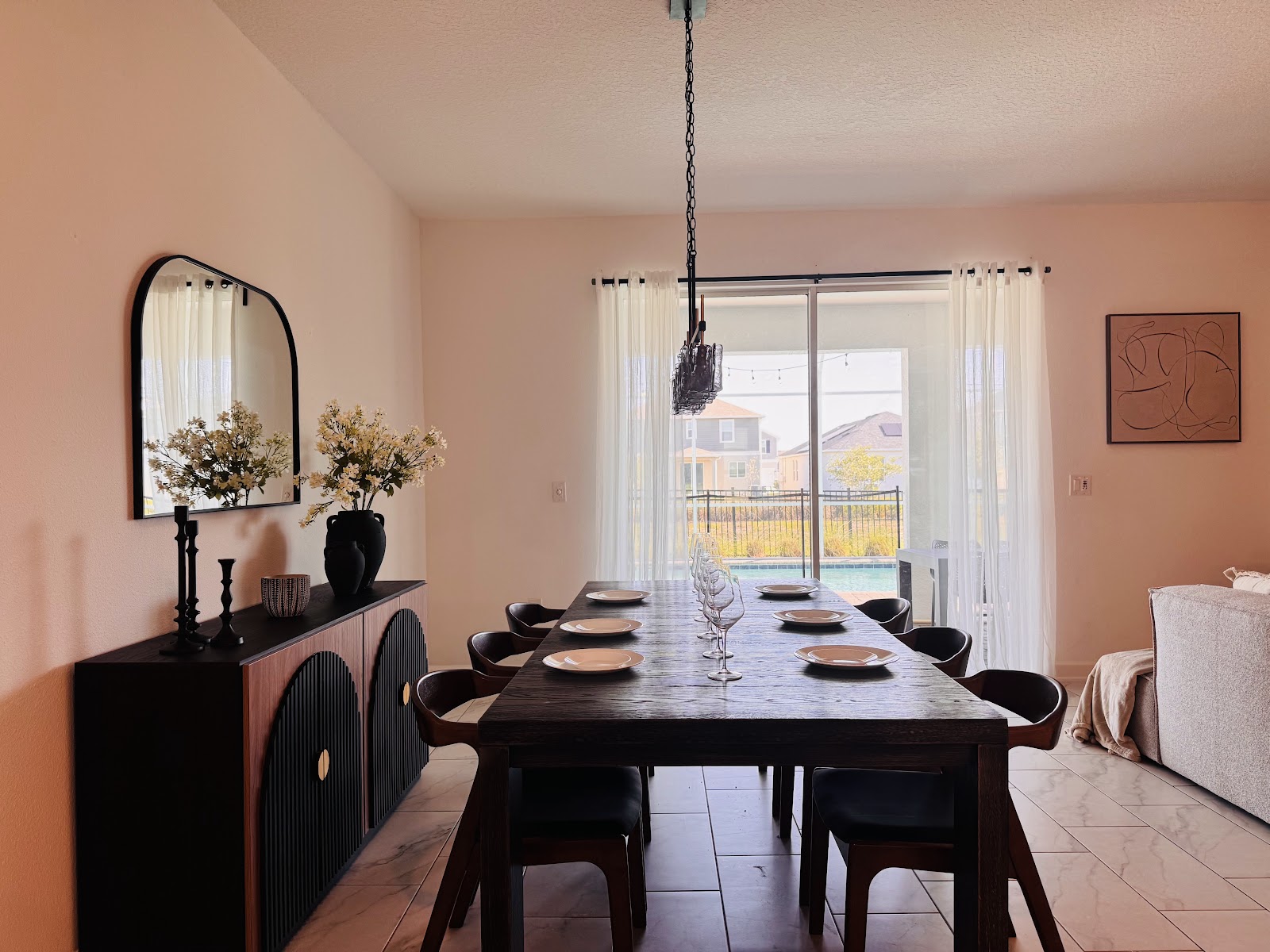 Dining room interior design by Elmbridge Design, project photo 10