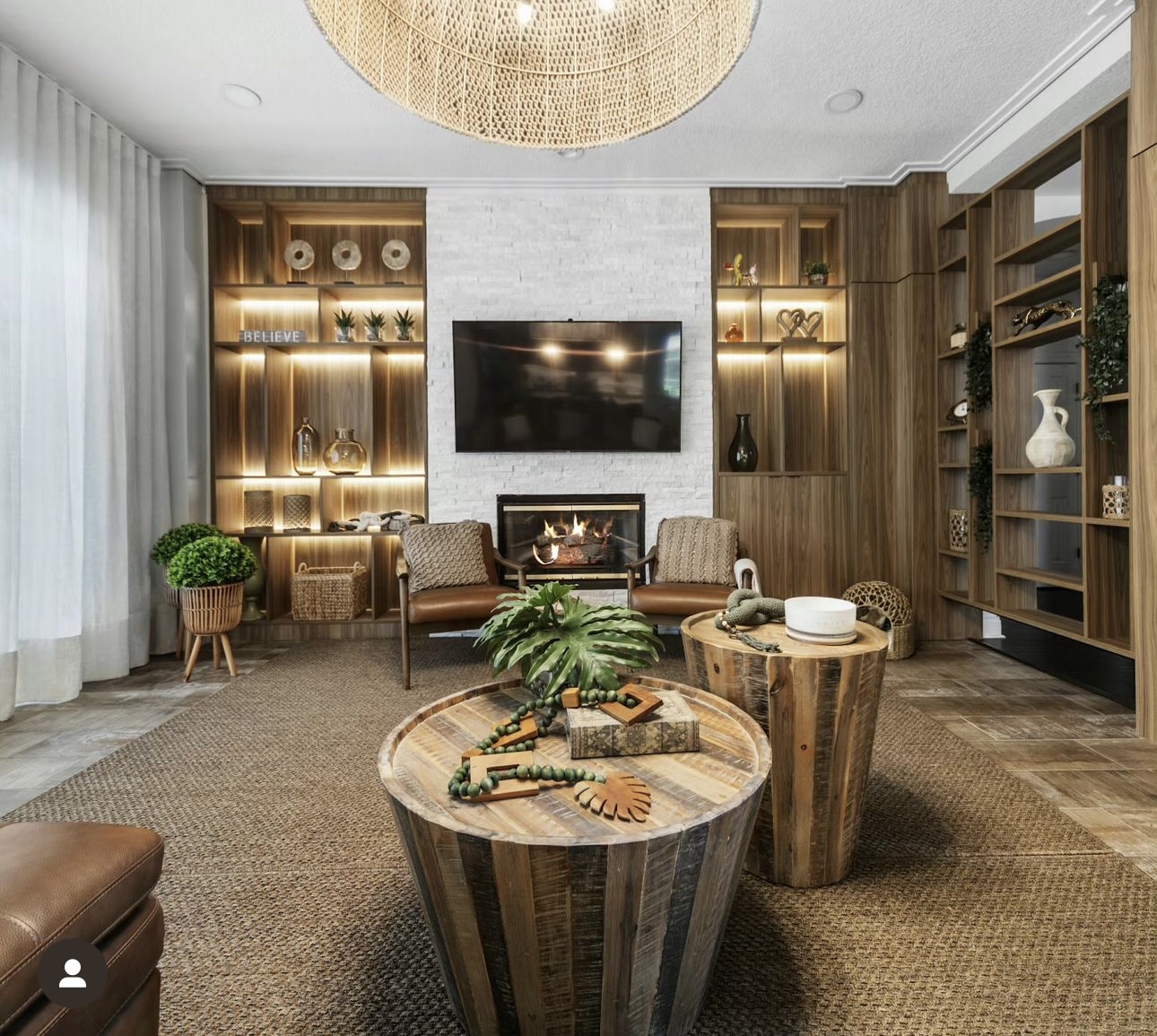 Living room interior design by Elmbridge Design, project photo 11