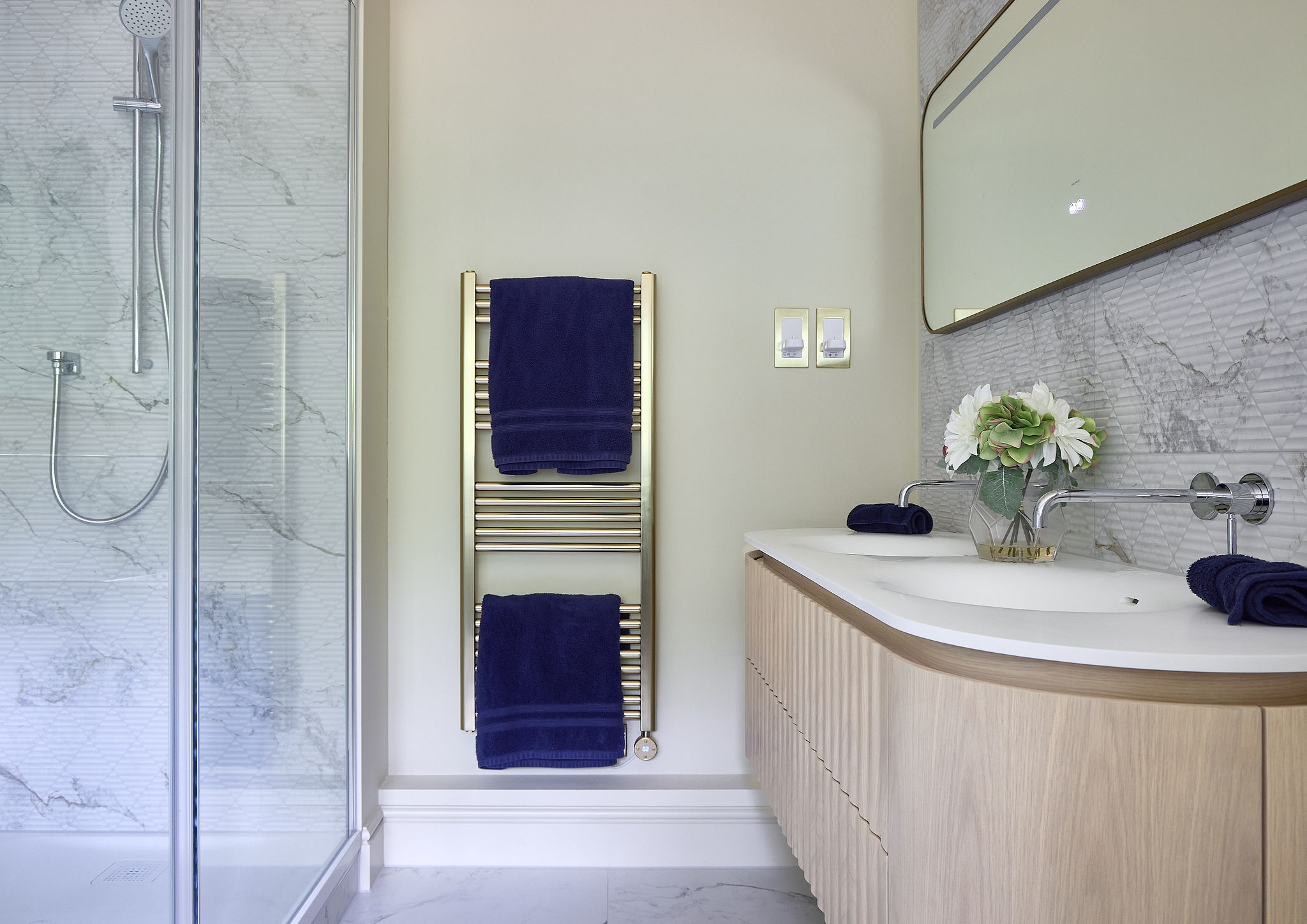 Bathroom interior design by Elmbridge Design, Burwood Park project photo 10