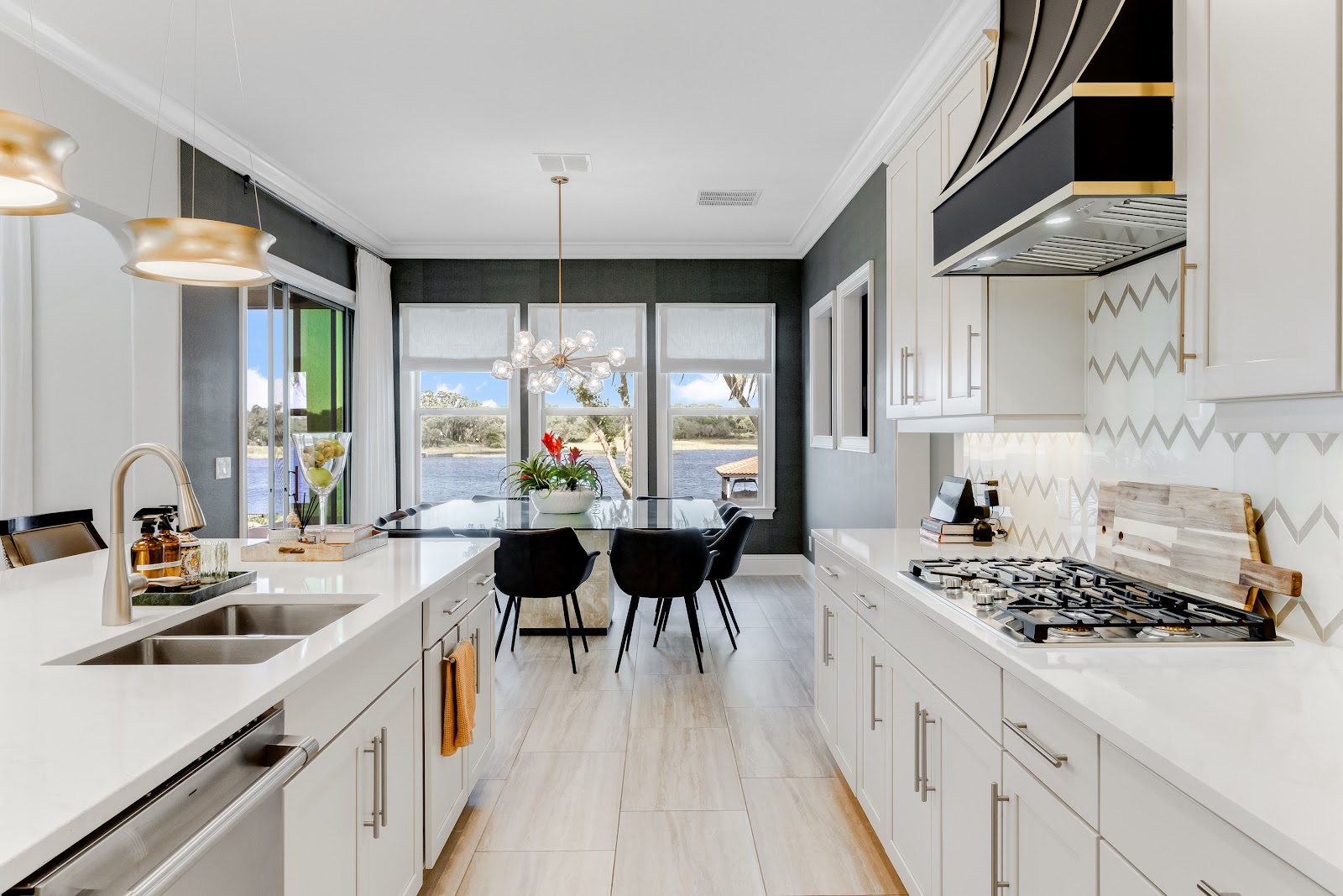 Kitchen interior design by Elmbridge Design, project photo 8
