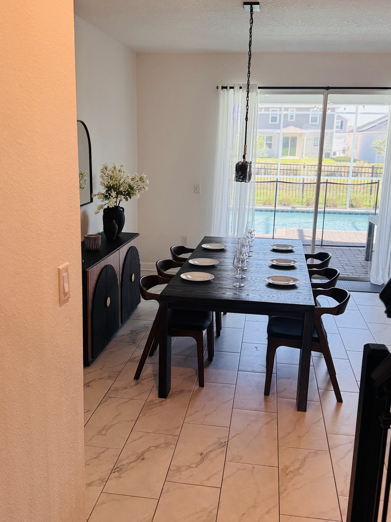 Dining room interior design by Elmbridge Design, project photo 13