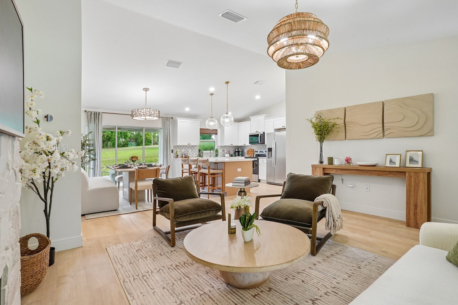Living room interior design by Elmbridge Design, project photo 4