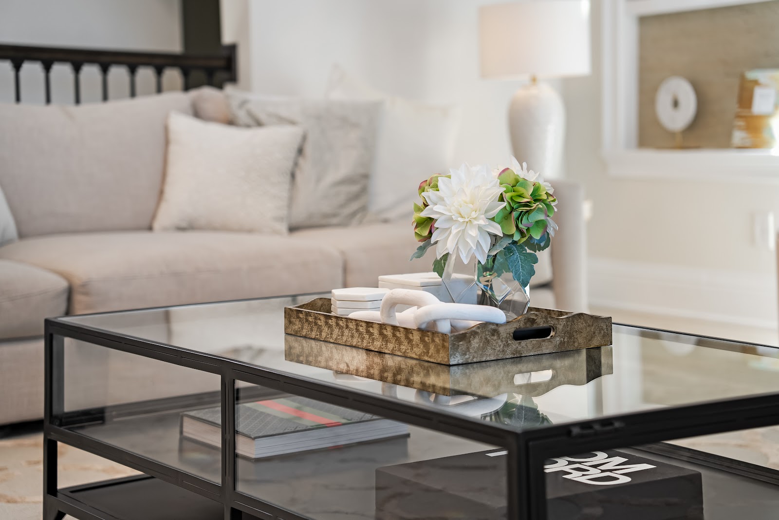 Living room interior design by Elmbridge Design, project photo 7